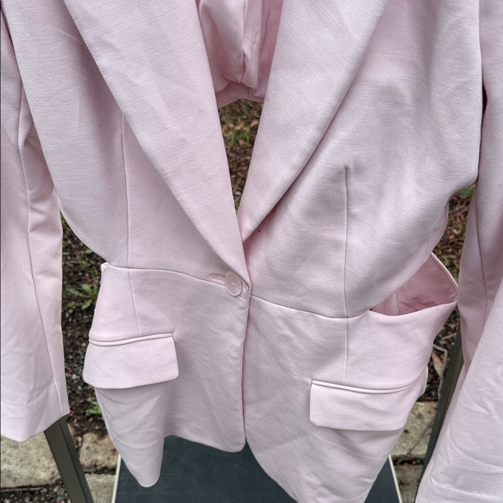 CLEARANCE FINAL DISCOUNT Express Light Pink Women's Blazer - Picture 3 of 9